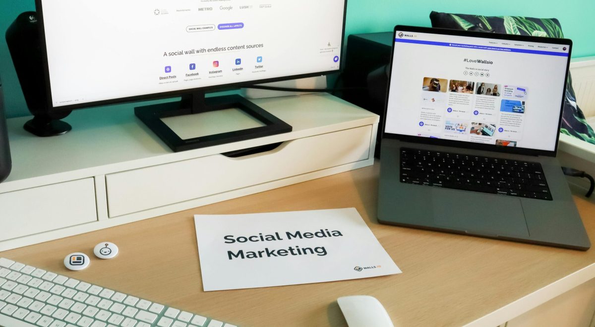 Social Media & Digital Marketing: Turn Followers into Customers